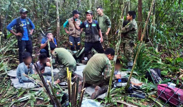 Dan de alta del hospital a los cuatro niños que sobrevivieron 40 días en la selva colombiana