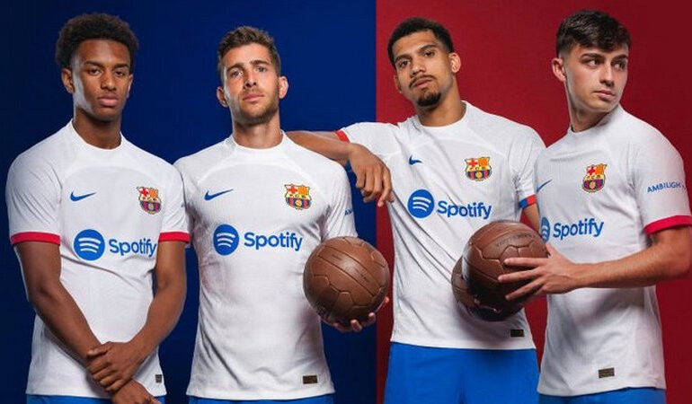Barcelona presenta su segundo uniforme para la temporada 2023; sorprenden con color blanco