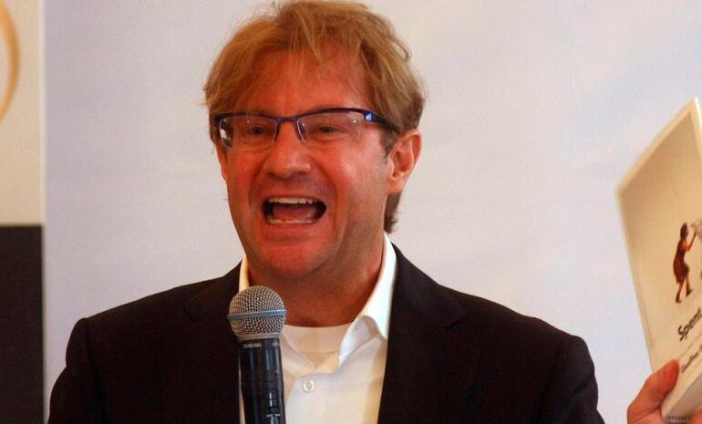 Detienen a Andrés Roemer en Israel; buscan extradición a México