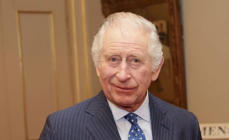 El Rey Carlos III es internado en hospital para su operación de la próstata