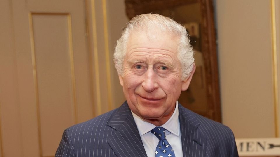 El Rey Carlos III es internado en hospital para su operación de la próstata