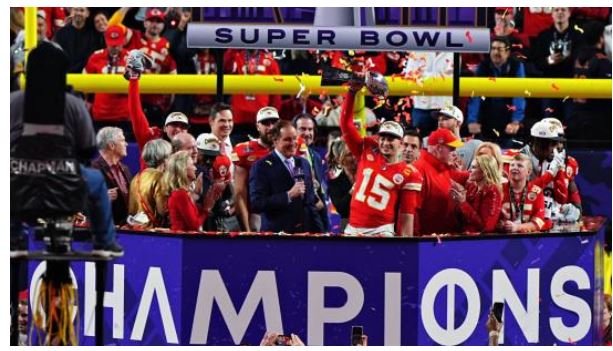 49ers, sólo el jaque; Jefes, el mate