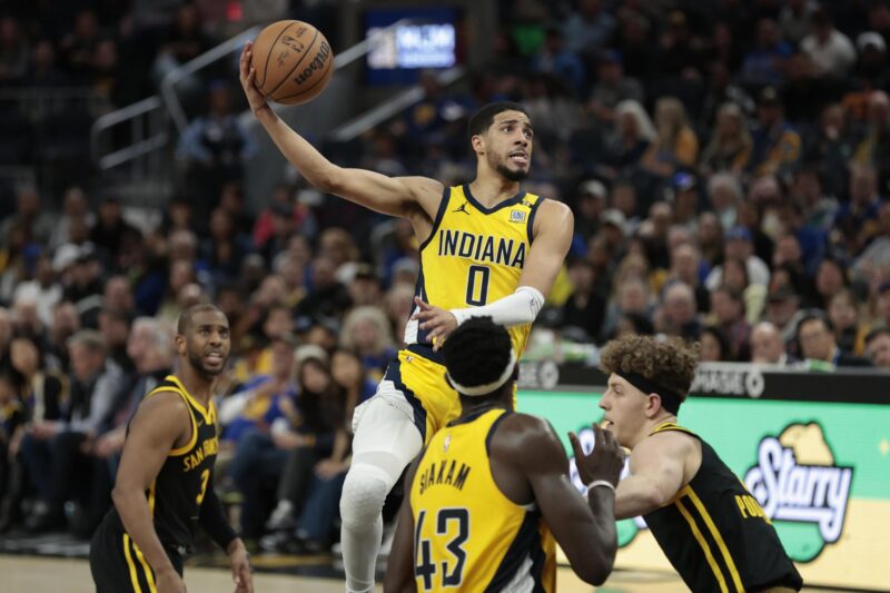Pacers frena a los Bucks para tomar ventaja en los NBA Playoffs 2024