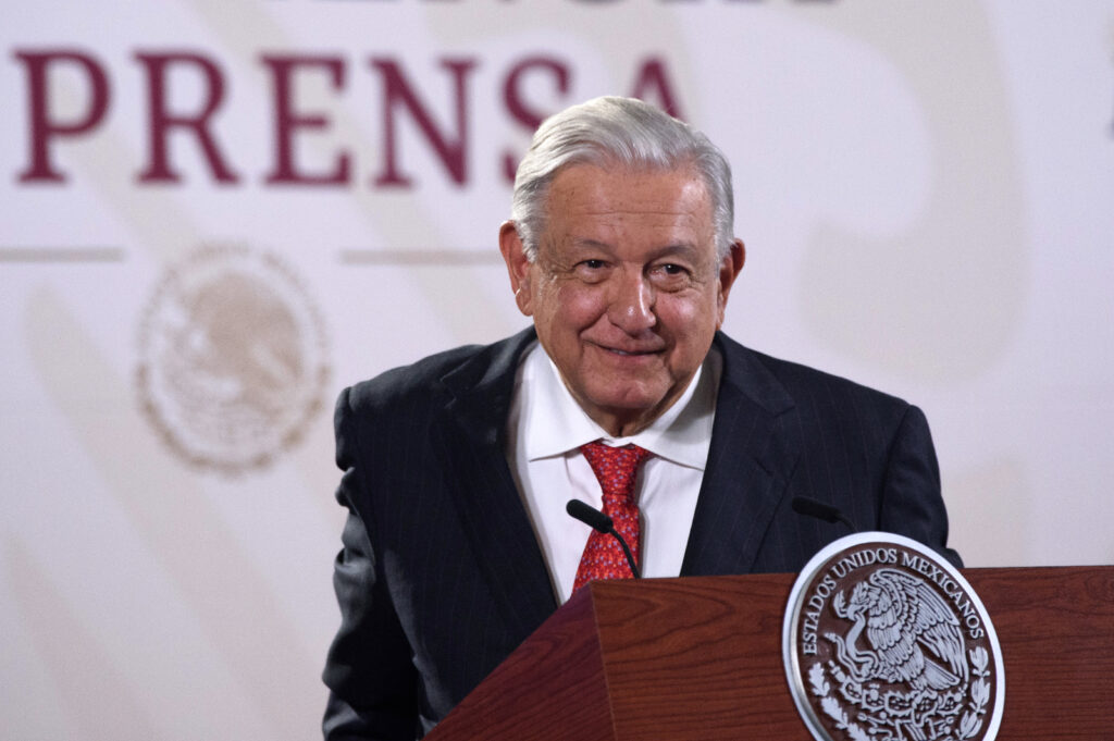 Elecciones sin problemas, “ayuda que la gente esté contenta”, dice AMLO