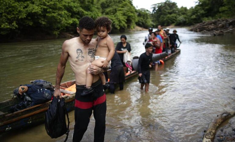 Migrantes pueden ser parte de la solución al problema de la movilidad